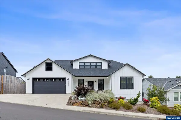 34980  Lahaina Loop Rd, Pacific City, OR 97135