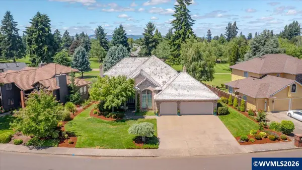365  Snead Dr N, Keizer, OR 97303