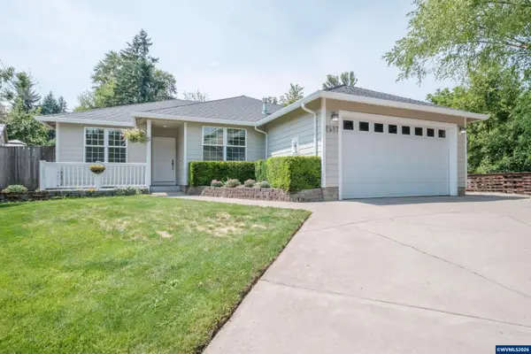 2587  Hoodoo Dr NW, Salem, OR 97304