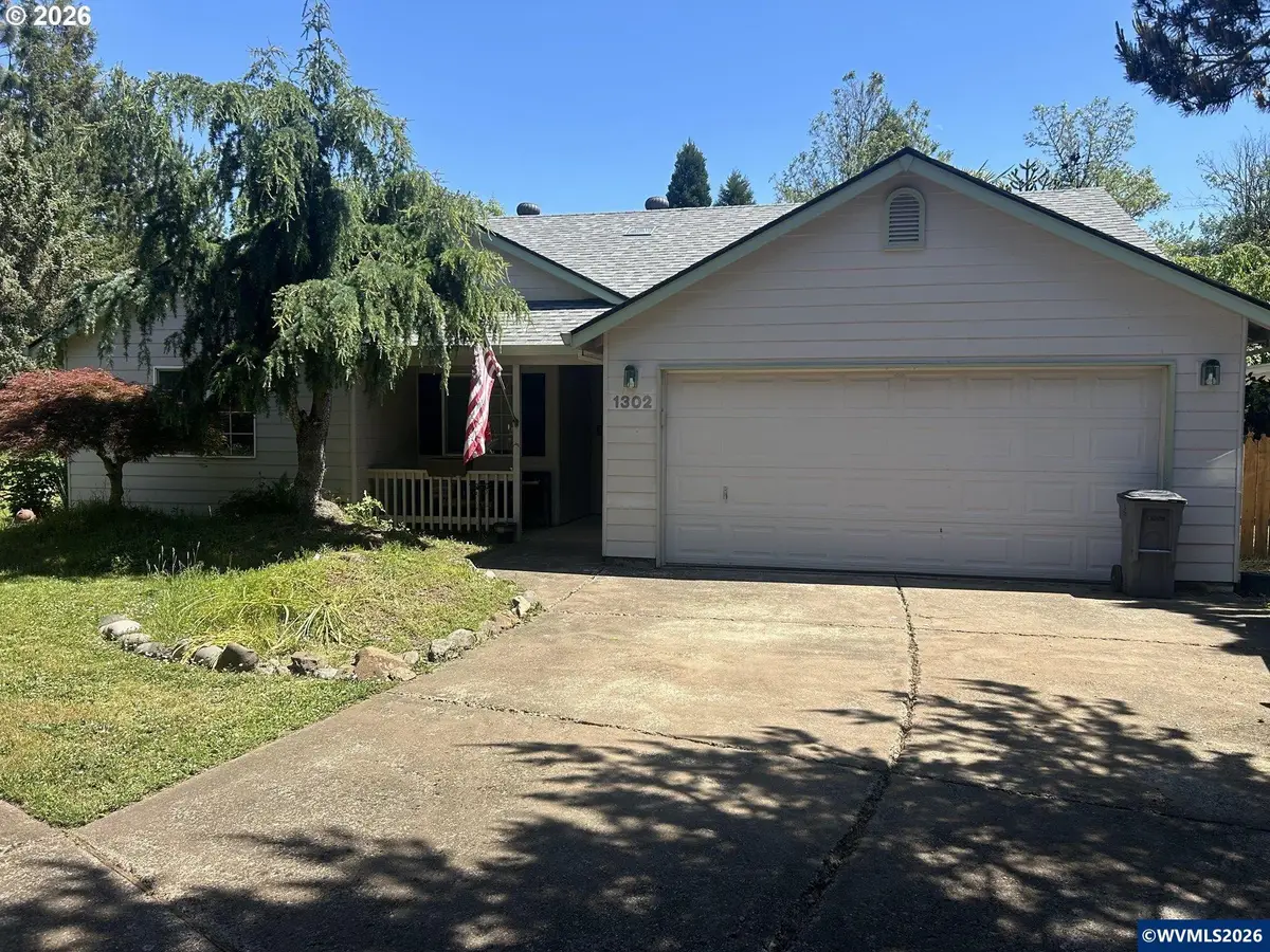 1302 SW Darci Dr, McMinnville, OR 97128 - #1