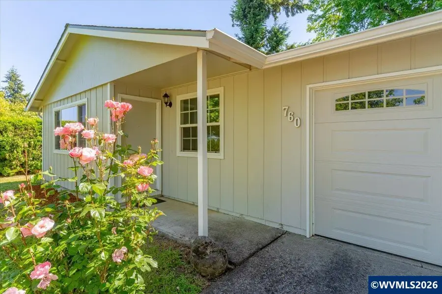 760 N 5th St, Aumsville, OR 97325 - #2
