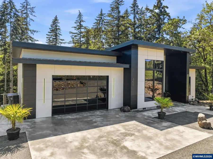 17526  Abiqua Rd NE, Silverton, OR 97381 - #3
