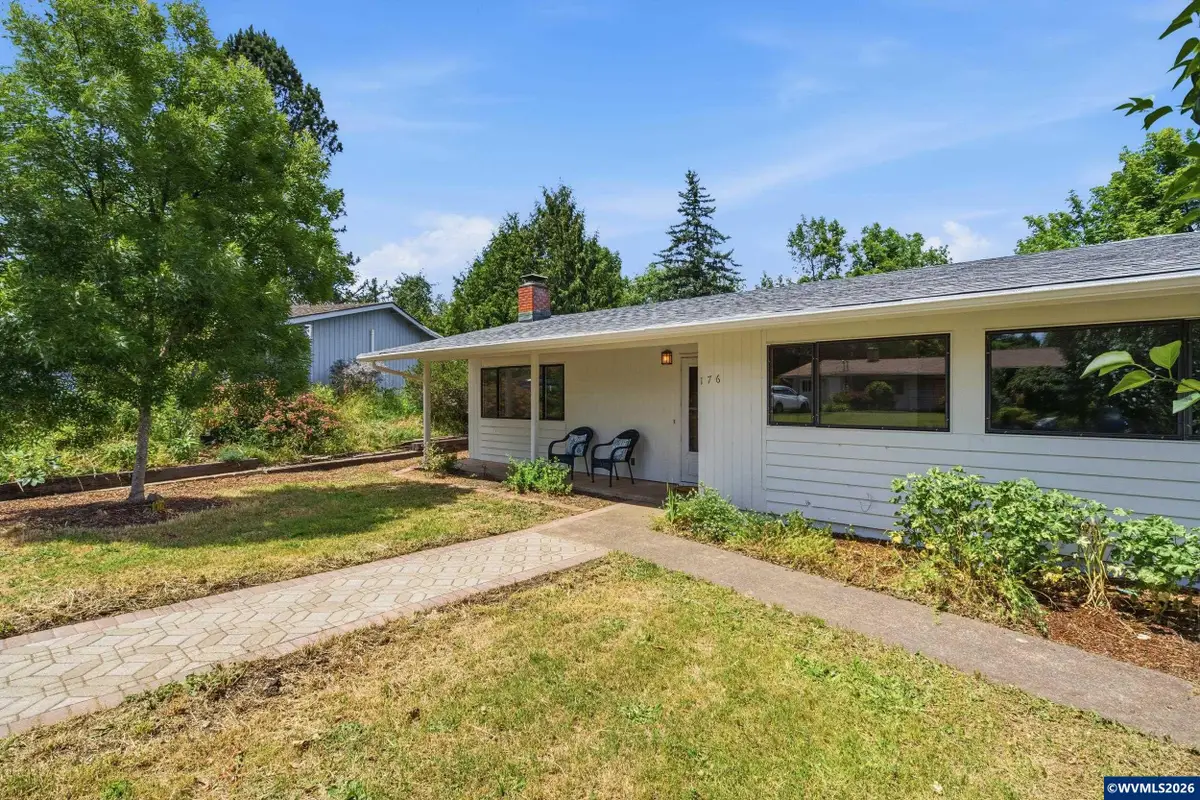 176 NE Azalea Dr, Corvallis, OR 97330 - #1