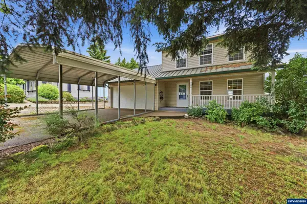 700 NW Willamina Dr, Willamina, OR 97396