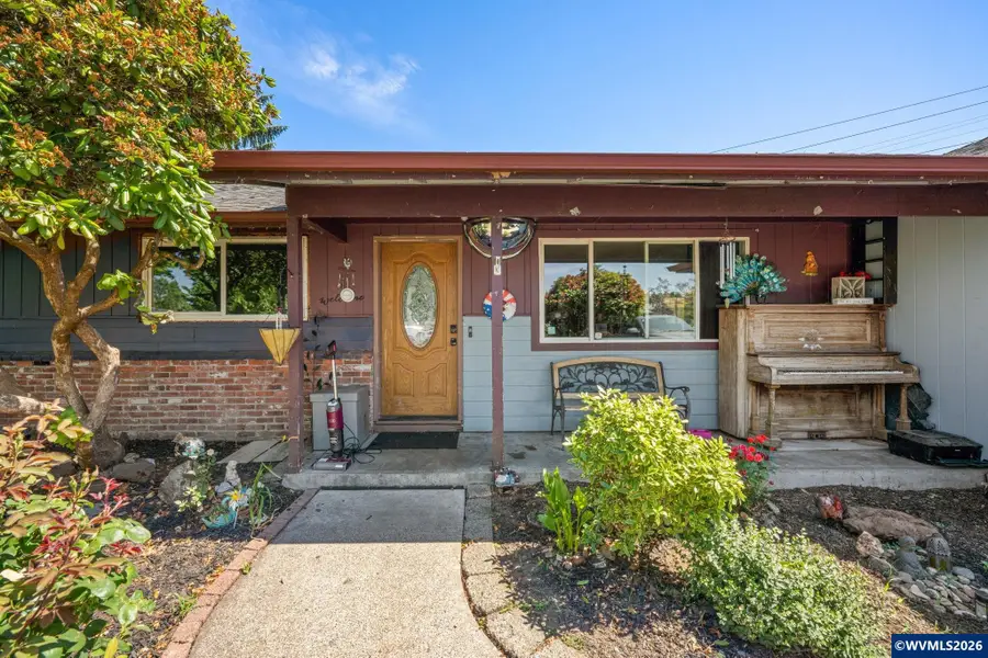 3827  Pine St SE, Albany, OR 97322 - #2
