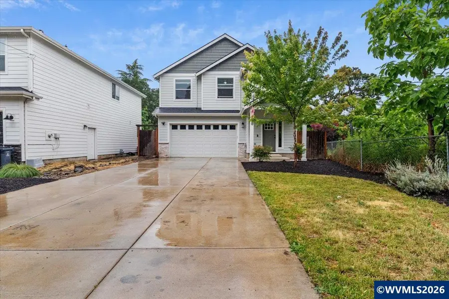 450 SW Mill St, Dallas, OR 97338 - #3