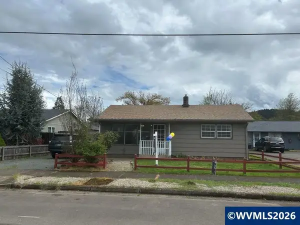 830 S 7th St, Cottage Grove, OR 97424