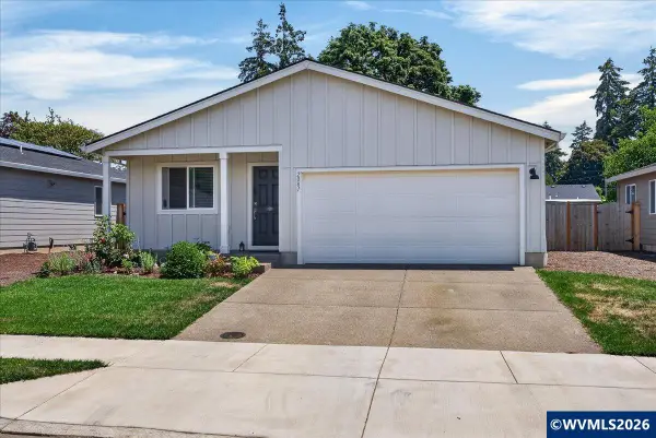 2081  Luna Wy, Lebanon, OR 97355