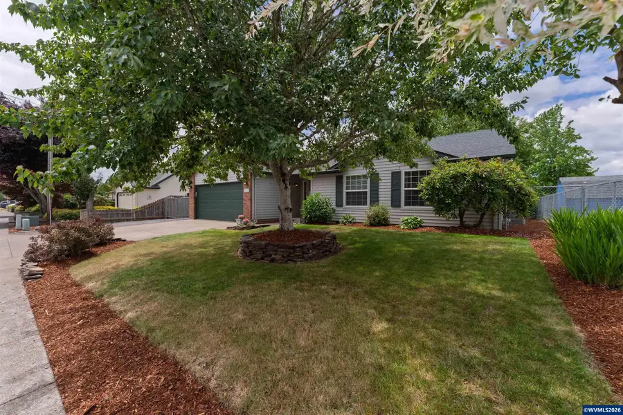 3002 S 7th Pl, Lebanon, OR 97355 - #2