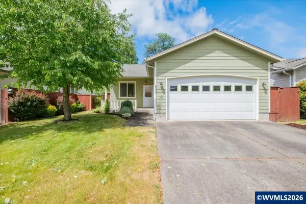 900  Trinity St NE, Albany, OR 97322