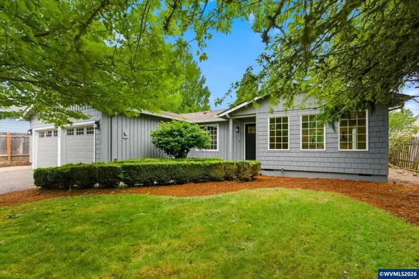 1015  Cunningham Ln S, Salem, OR 97302