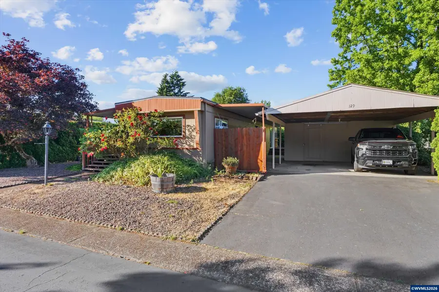 450 SE Lacreole Dr, Dallas, OR 97338 - #3