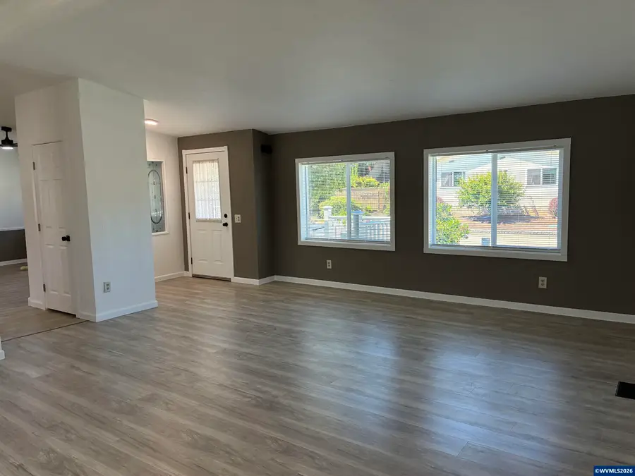 2120  Robins (#130) Ln SE, Salem, OR 97302 - #3