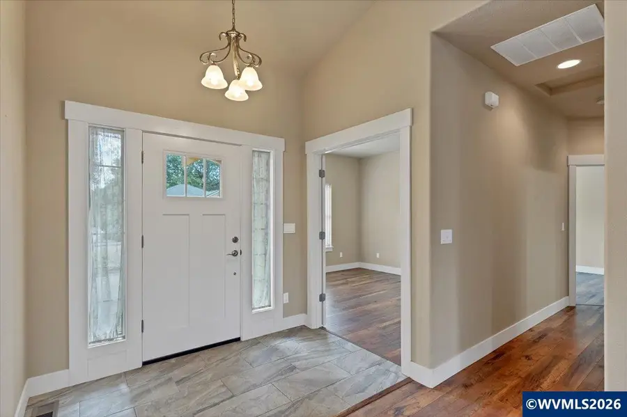 502 SW Augustus Dr, Dallas, OR 97338 - #2