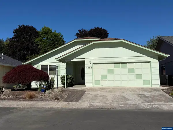 1852  Woodstock Cir NW, Salem, OR 97304