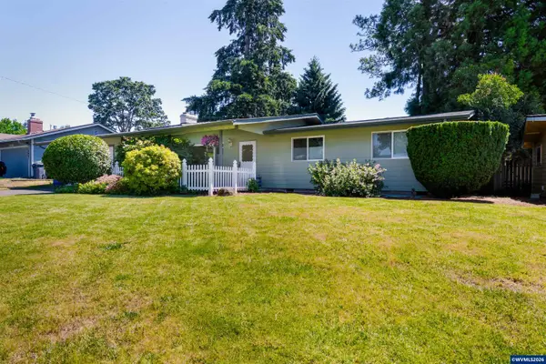 4626  2nd Pl SE, Salem, OR 97302
