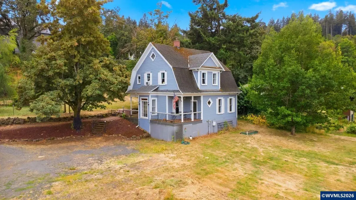 370  C St, Scotts Mills, OR 97375 - #1