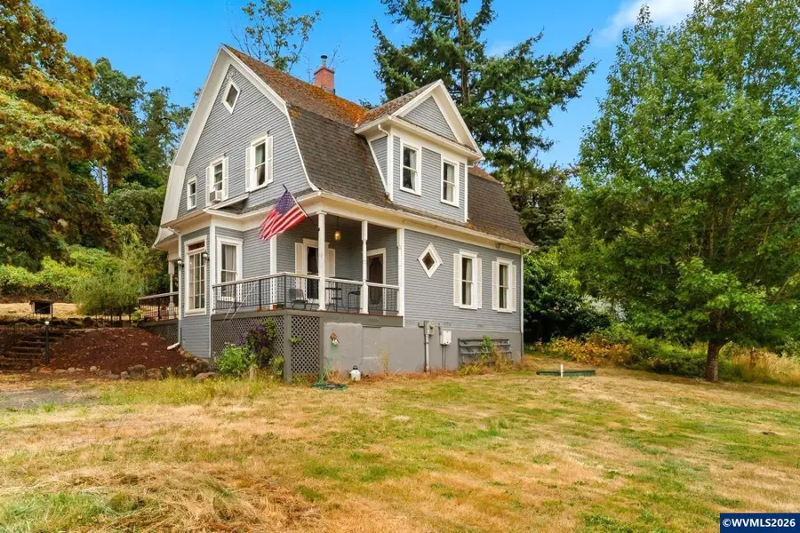 370  C St, Scotts Mills, OR 97375 - #2