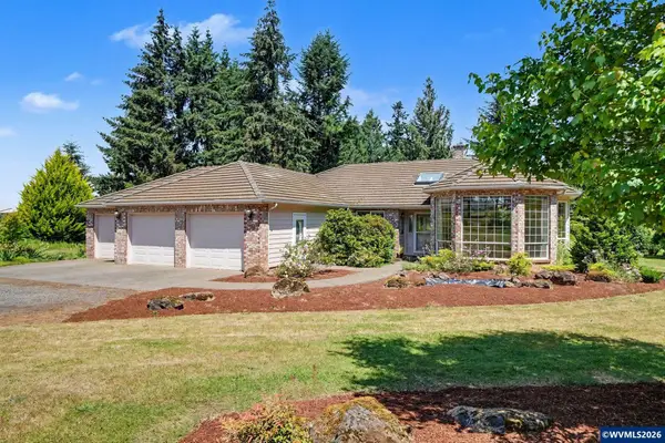 11045  James Way Dr SE, Aumsville, OR 97325