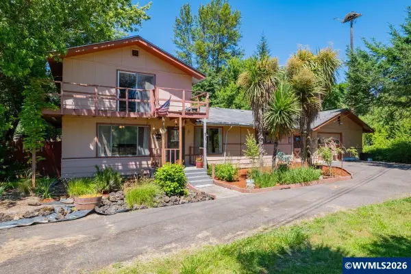 43227 N River Rd, Sweet Home, OR 97386