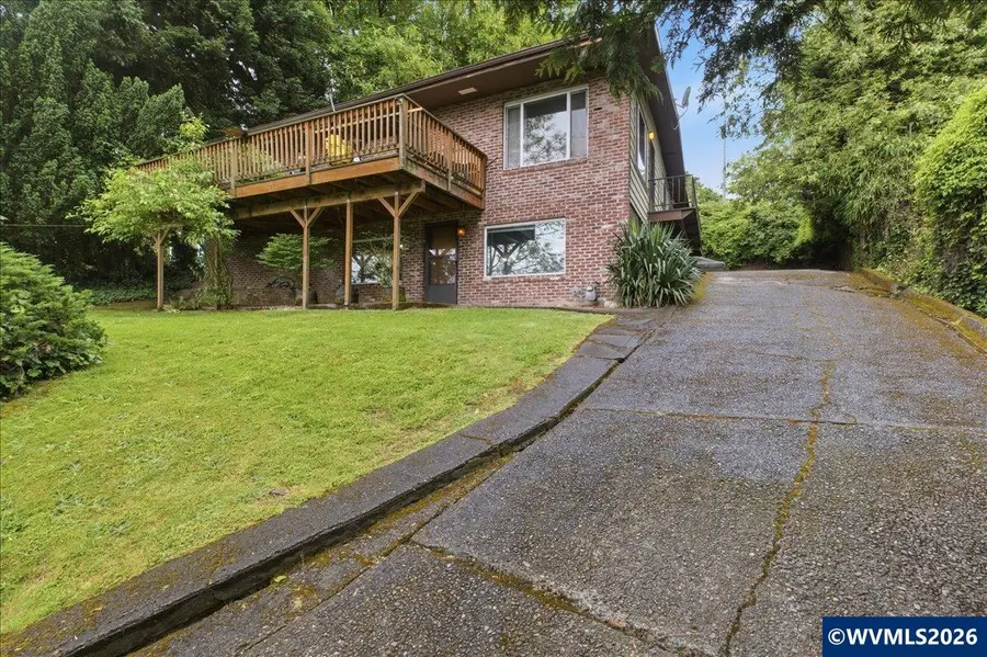 7339 SW Corbett Av, Portland, OR 97219 - #3