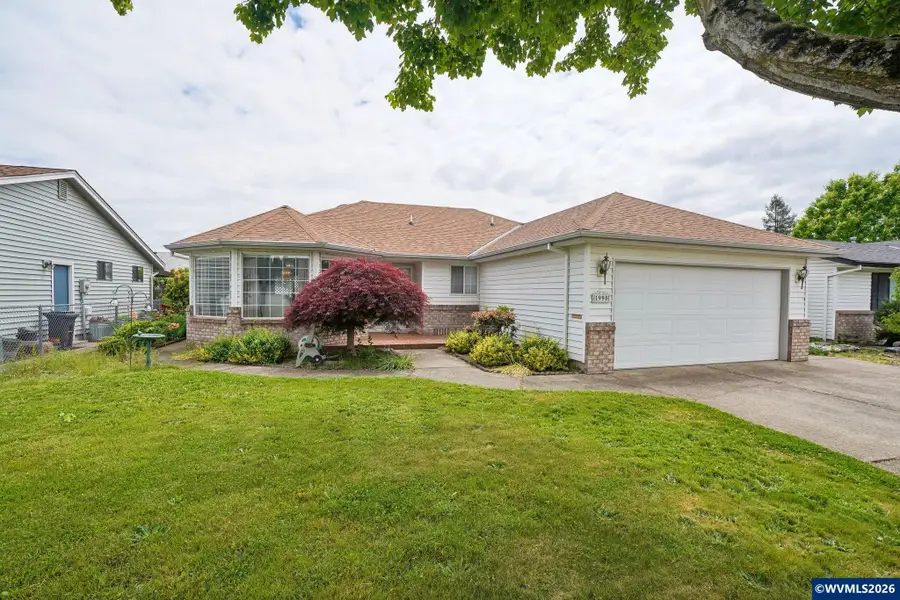 1990  Camellia Wy, Woodburn, OR 97071 - #3