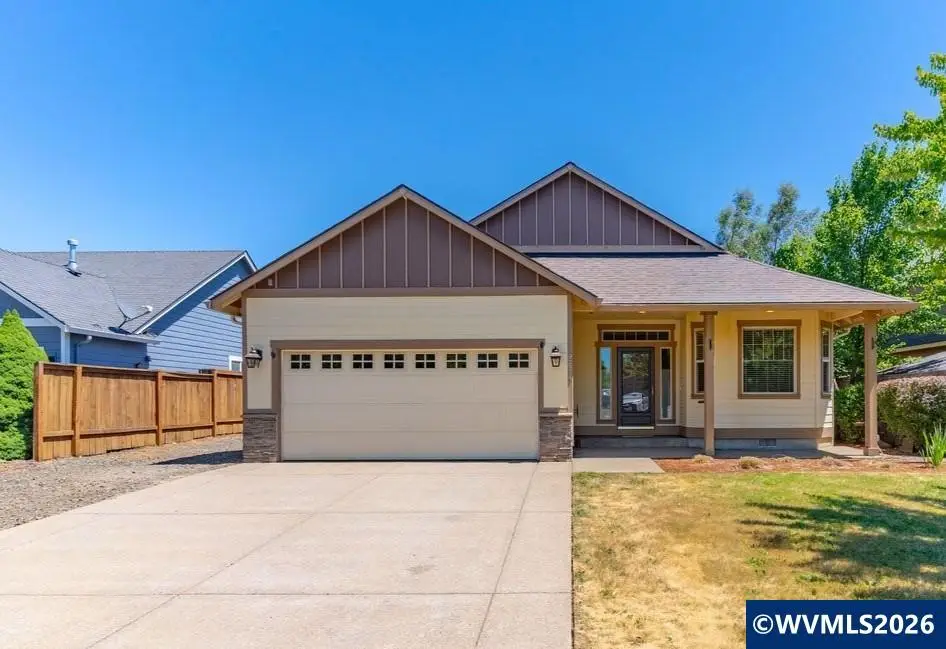 284 SW Wyatt St, Dallas, OR 97338 - #1