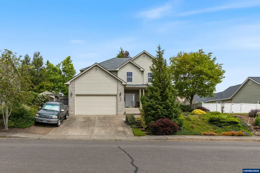 310 NW Foxglove St, Dallas, OR 97338 - #2