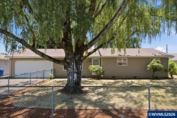 1222  Leo St NE, Keizer, OR 97303