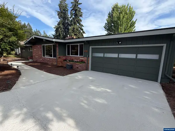 1090  Luradel Av S, Salem, OR 97302