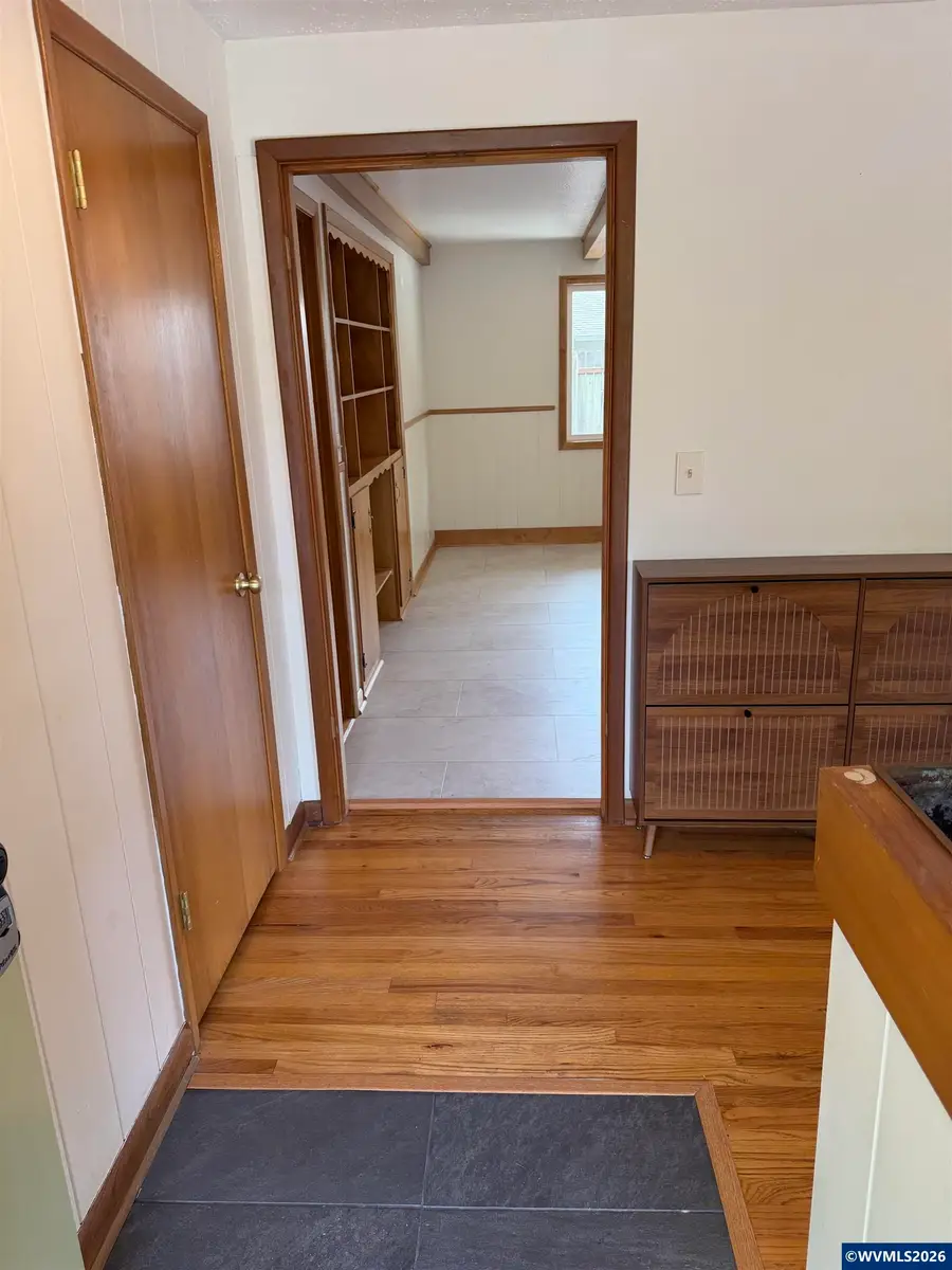 1090  Luradel Av S, Salem, OR 97302 - #3