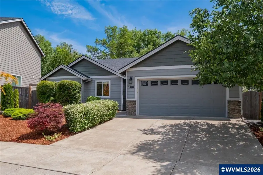 188 NW Beaver Ct, Dallas, OR 97338 - #3