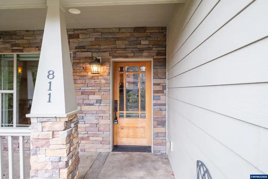 811  Northpoint Lp, Brownsville, OR 97327 - #2
