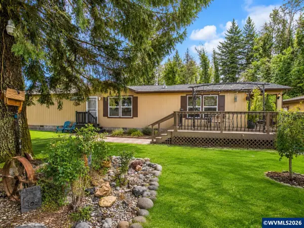 1606  11th Av, Sweet Home, OR 97386