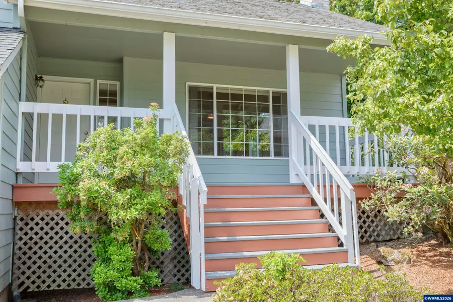 2062 NW Myrtlewood Wy, Corvallis, OR 97330 - #2