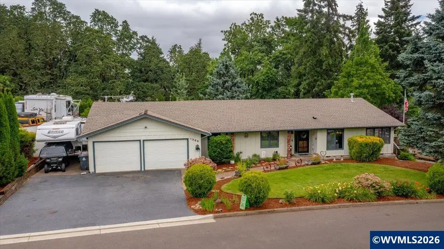 1360 SW Laurelwood Dr, Dallas, OR 97338 - #2