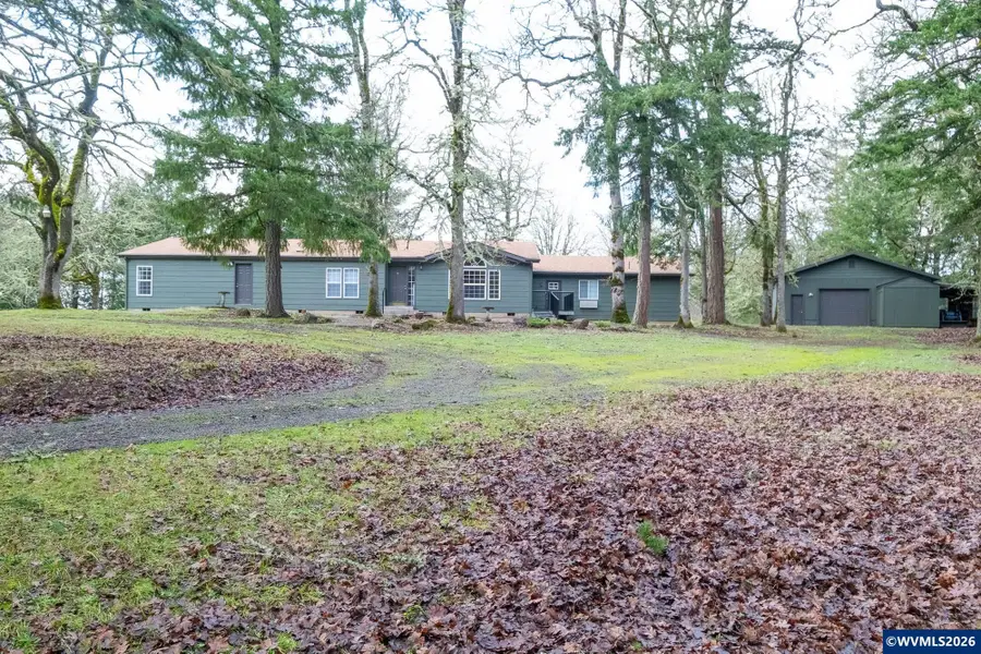 24869  Gap Rd, Brownsville, OR 97327 - #2