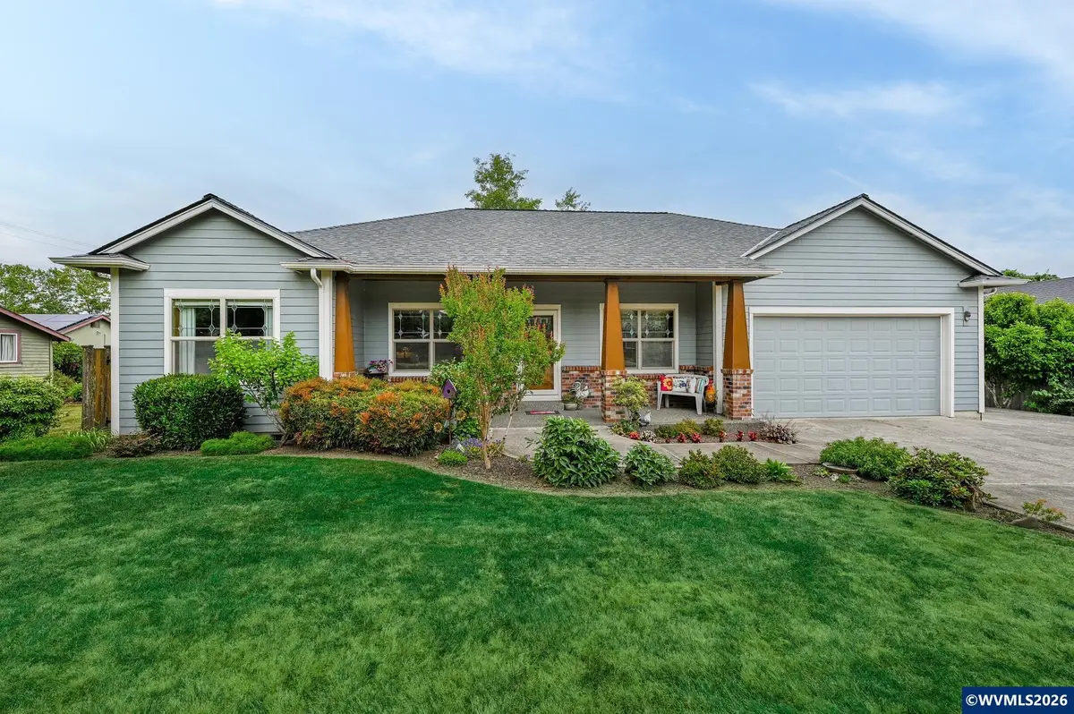537 E Monroe St, Carlton, OR 97111 - #1
