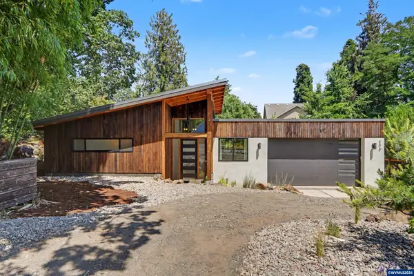 200  Welch St, Silverton, OR 97381