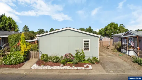 2151  Three Lakes Rd SE, Albany, OR 97322