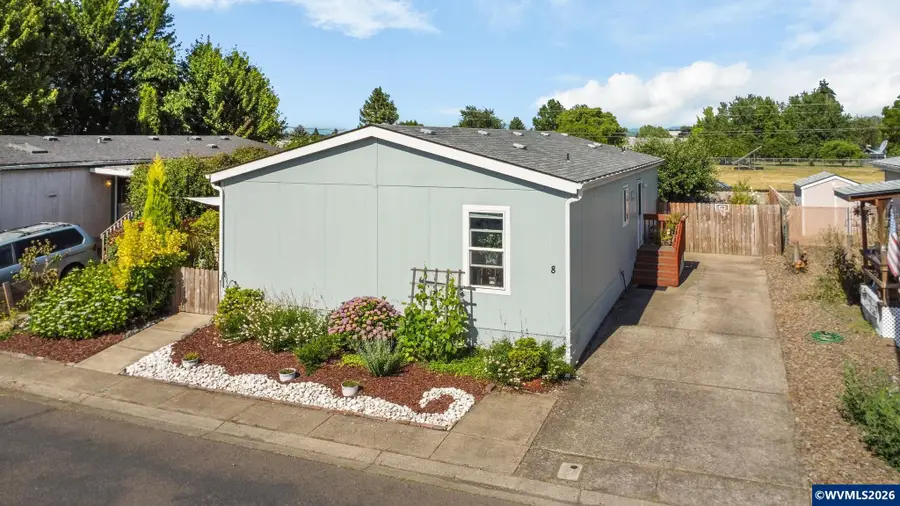 2151  Three Lakes Rd SE, Albany, OR 97322 - #2