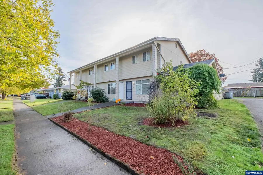 530  34th (-536) Av SE, Albany, OR 97322 - #3