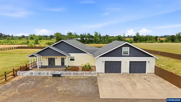 38053  Robinson Dr, Scio, OR 97374
