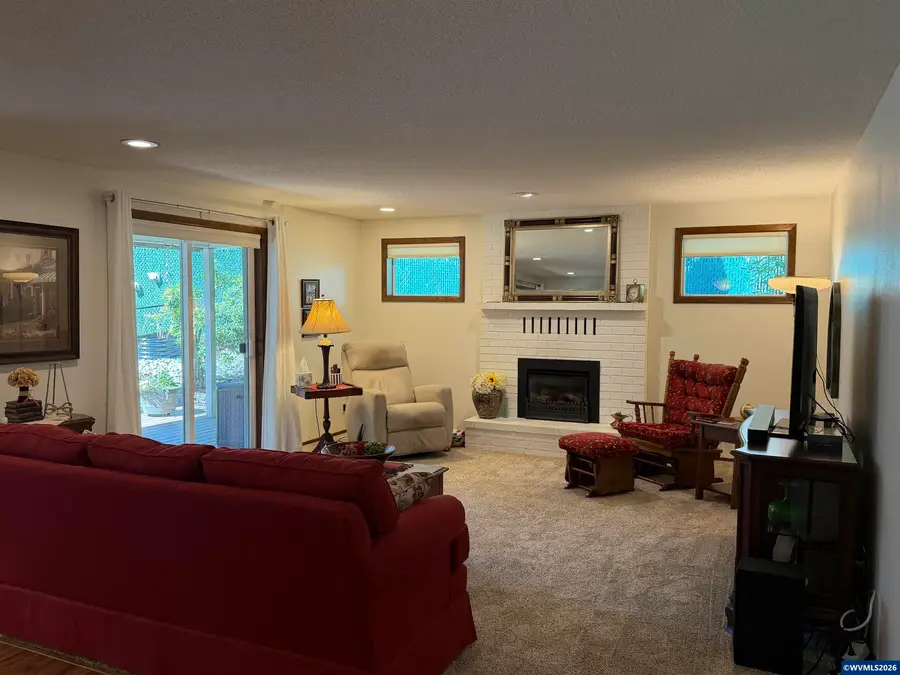 1866  Woodstock Cir NW, Salem, OR 97304 - #3