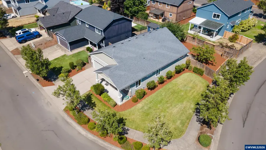 211  Claremont St NE, Albany, OR 97322 - #3