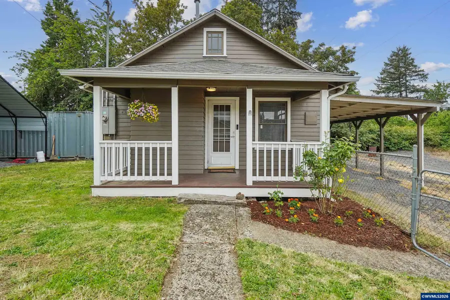 1719  Tamarack St, Sweet Home, OR 97386 - #2