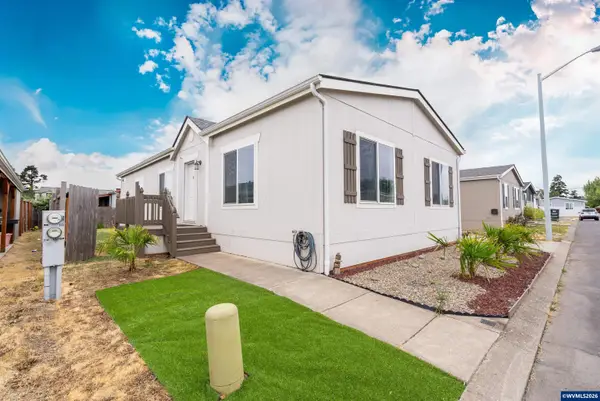 5270 NE Crystal St, Salem, OR 97305