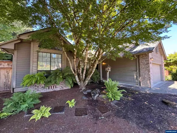 1750  Cinnamon Hill Dr SE, Salem, OR 97306
