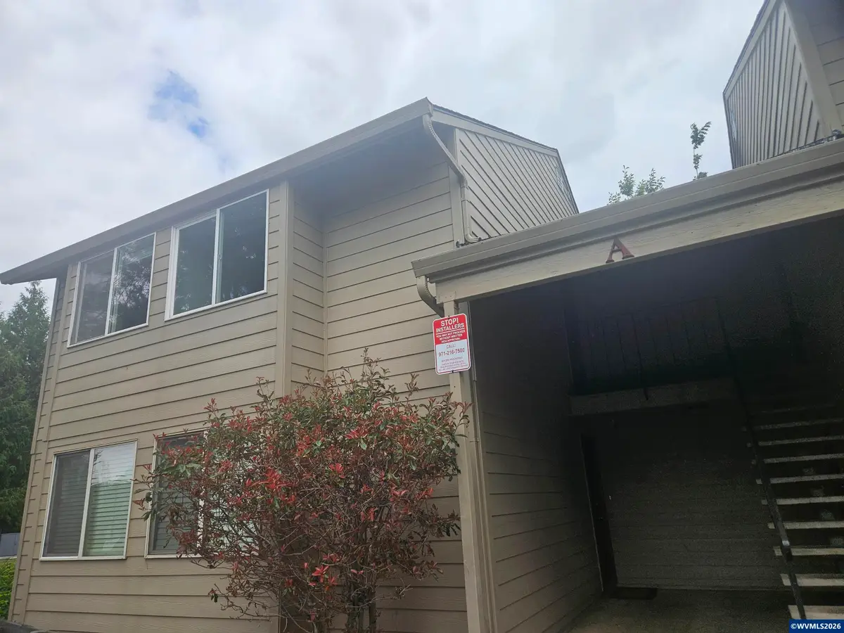 1060  Park #A2 Av, Woodburn, OR 97071 - #1