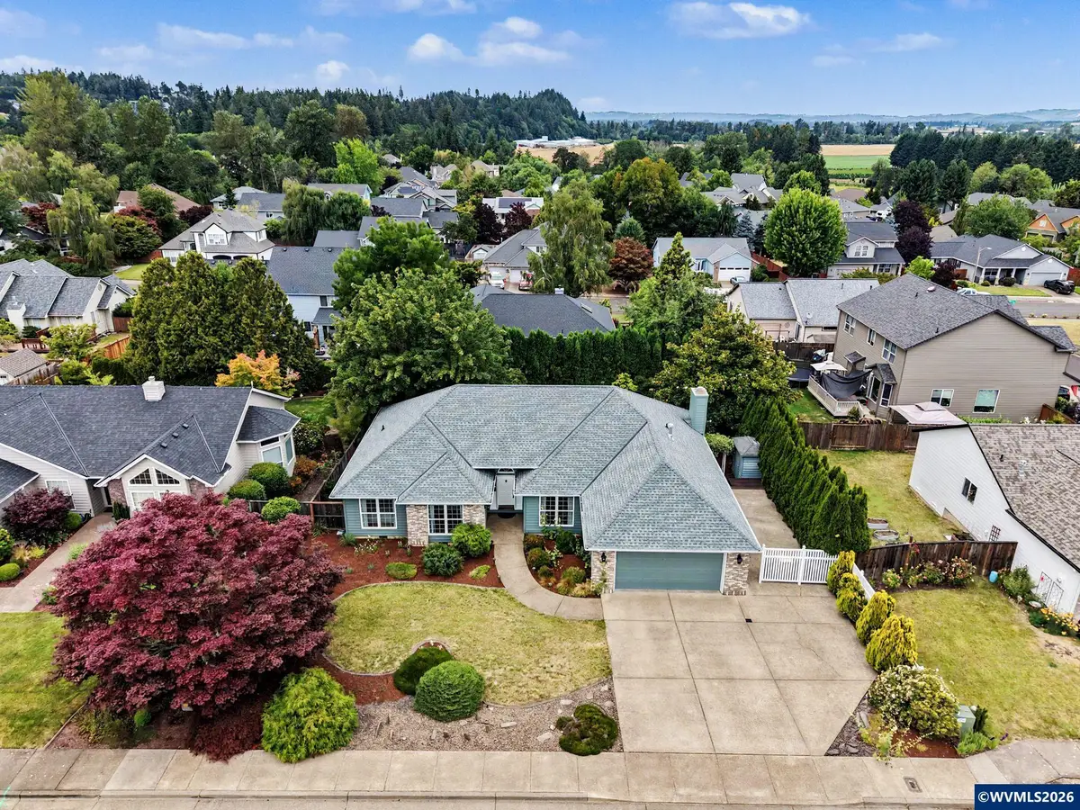 1207  20th Av NW, Albany, OR 97321 - #1